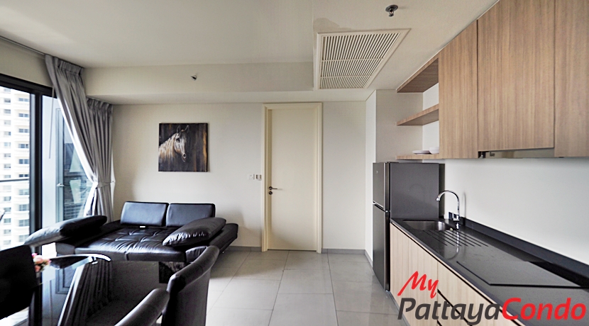 Zire Wong Amat Pattaya Condo For Sale - ZIR04