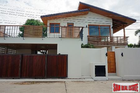 Three-bedroom detached private villa in popular Rawai residential area