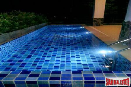 Kata Ocean View Condominium
