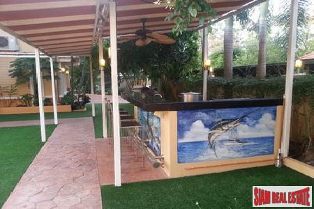 Land & House Park | Expansive 5-Bedroom Pool Villa in Chalong