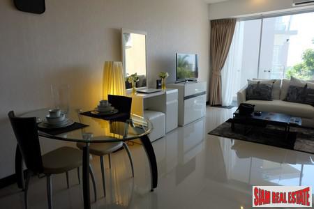 Chic Condo | Large Sea View Studio Condo for Sale in North Karon