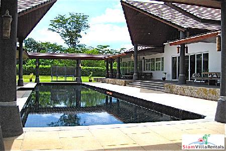 Massive and Stately 6+ Bedroom Property in Pa Klok
