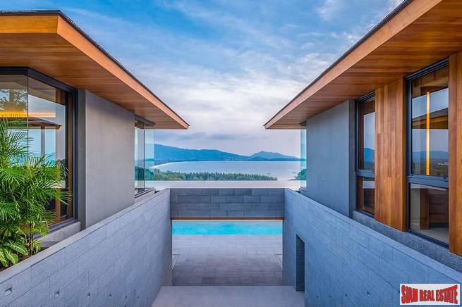 Hotel Managed Luxurious Villa, Layan overlooking the bay of Bangtao, Phuket
