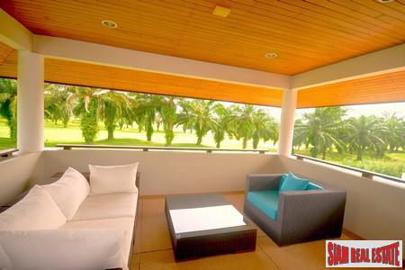 Loch Palm Villa | Luxury and Spacious House for Sale in Kathu
