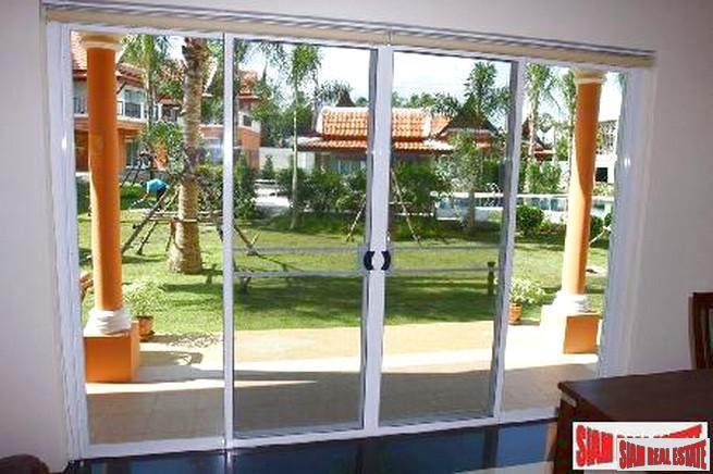 Three Bedroom Villa in a Residential Estate in Rawai