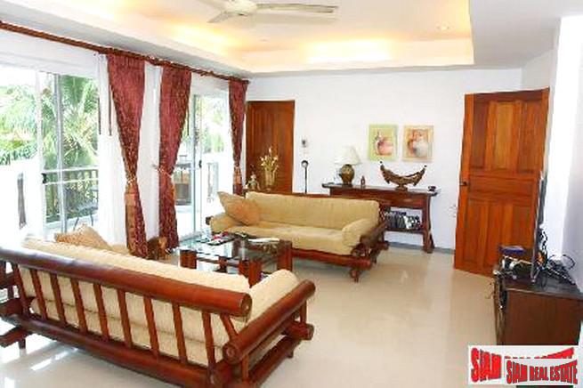 Three Bedroom Villa in a Residential Estate in Rawai