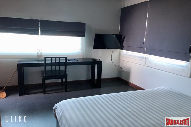 Modern Three-Bedroom Private Pool House for Sale in Pasak