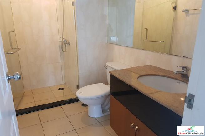 Supalai Premier Place | Luxury Large Two Bedroom Condo for Rent Asoke Rd.