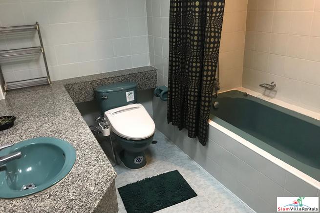 Asoke Place | Spacious Two Bedroom Condo in the Center of Asoke Area-8
