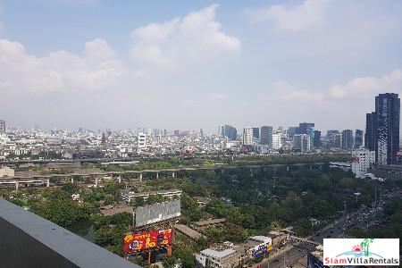 Witthayu Complex | Large Two Bedroom Condo near BTS Phloen Chit