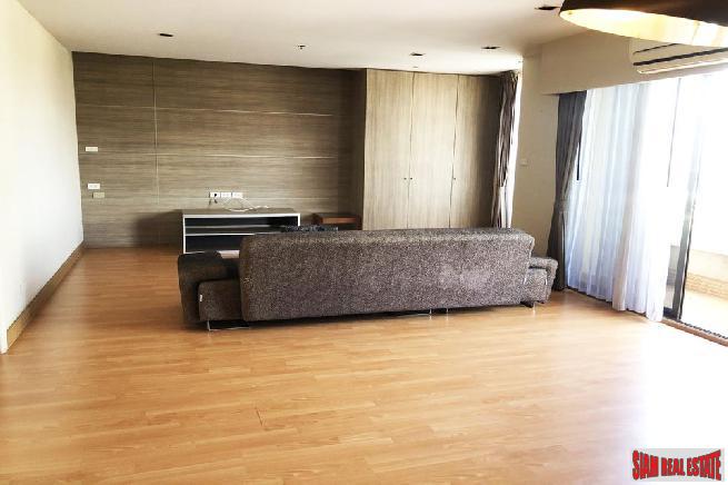 Teja Lake View Apartments