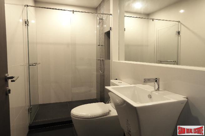 Rhythm Narathiwas | Two Bedroom Corner Unit with City Views for Rent in Sathorn-11