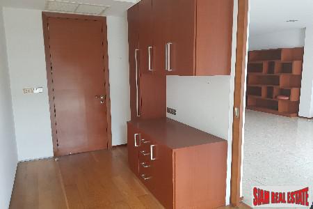 Penthouse Condominium II