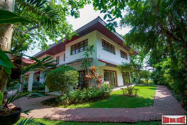 Lakeside Villa 1 | Modern Three Bedroom Home Surrounding in a Park-Like Setting, Bang Na, Bangkok-18