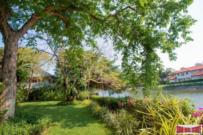 Lakeside Villa 1 | Modern Three Bedroom Home Surrounding in a Park-Like Setting, Bang Na, Bangkok-1