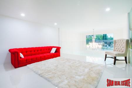 Chalong Beach Front Residence
