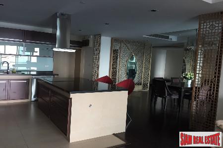 Villa Sathorn Condominium