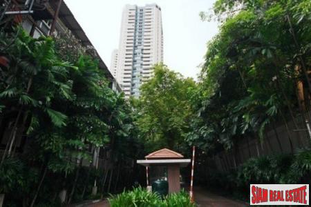 Villa Sathorn Condominium