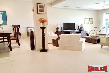 Layan Gardens | Large Three Bedroom Luxurious Condo for Rent-1