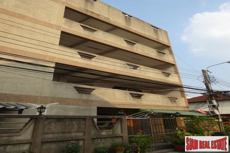 The Tropical Condominium