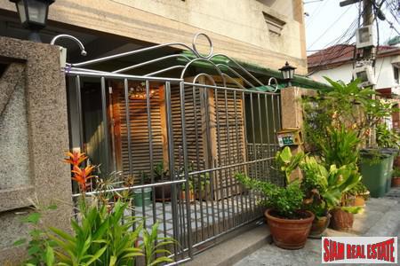 The Tropical Condominium