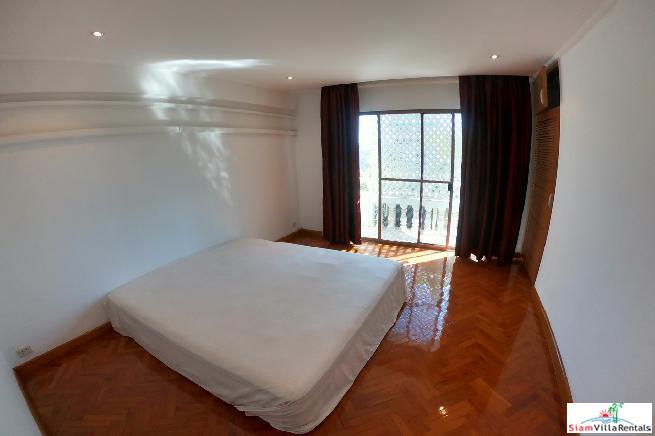 Navin Mansion | Penthouse 3 Bed Duplex at a Boutique Apartment Block of only 8 Units in Tropical Grounds at Yan Nawa - Pets Allowed-12