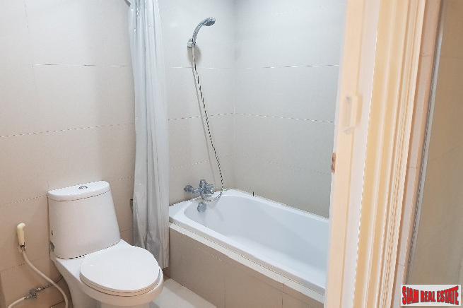 Noble Solo Condo | Sunny Two Bedroom Condo with Pool Views on Sukhumvit 55-22