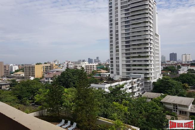 Bangkok House Ekamai 12 (Apartment)