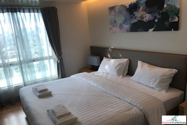 Bangkok Garden | Extra Large Three Bedroom Service Apartment for Rent in Chong Nonsi