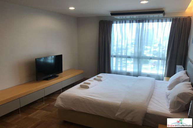 Bangkok Garden | Extra Large Three Bedroom Service Apartment for Rent in Chong Nonsi