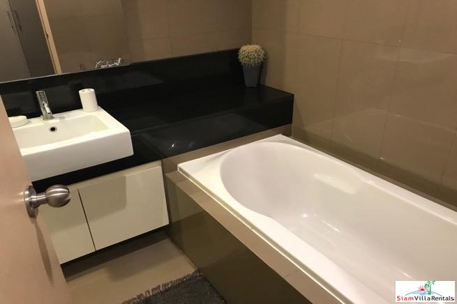 Siri On 8 | Convenient and Modern One Bedroom Condo for Rent only 420 M. to BTS Nana-9