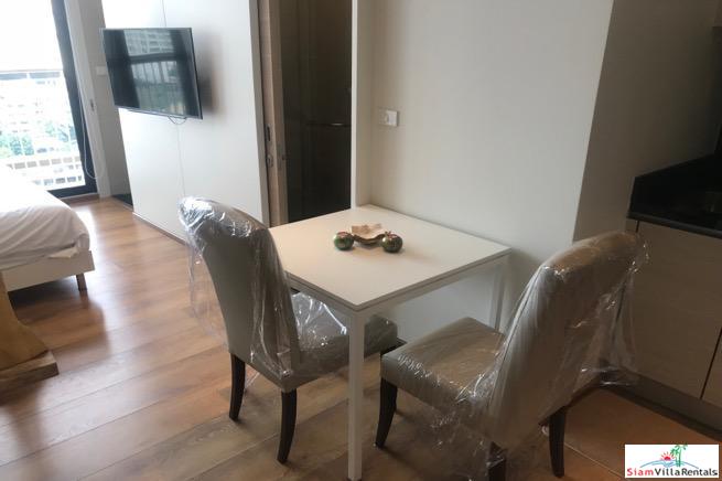 Park 24 | Furnished One Bedroom for Rent Close to Benchasiri Park and BTS Phrom Phong