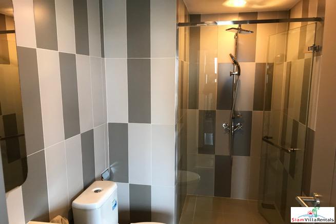 Teal Sathorn- Taksin | City Views from the 27th Floor of this Furnished Three Bedroom Condo in Wongwian Yai-9