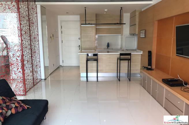 One Bedroom Condo with Expansive City Views in Phrom Phong-14