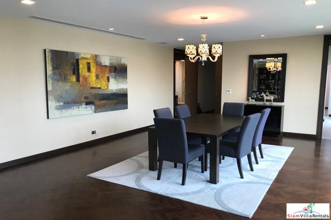 The Grand Villa | Stylish Extra Large Two Bedroom within Walking Distance to BTS Ekkamai-7