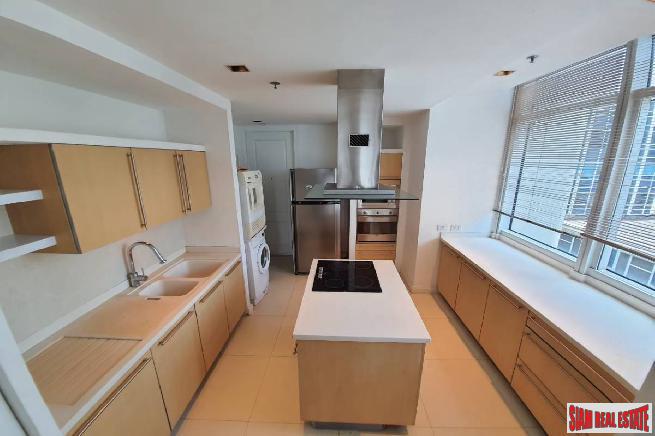 Athenee Residence | Spectacular City Views from this Three Bedroom Corner Condo in Phloen Chit