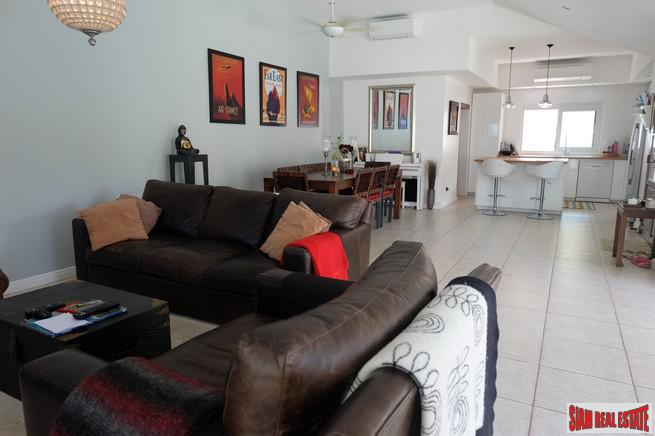 Loch Palm Cove | Large Courtyard Design Three Bedroom Pool Villa for Sale