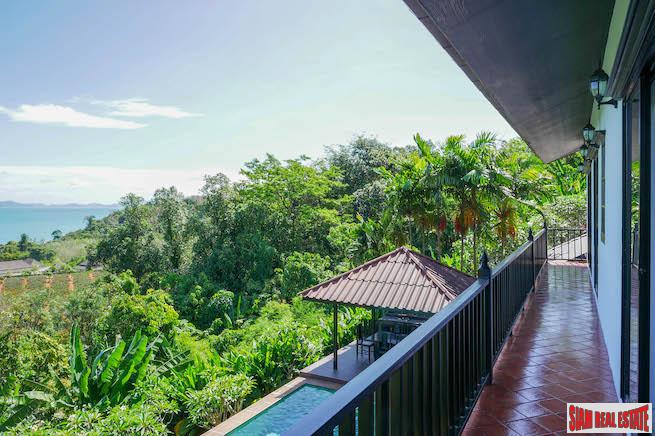 Luxurious Four-Bedroom Sea-View Pool Villa in Prestigious Yamu Estate