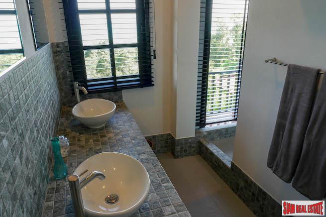 Luxurious Four-Bedroom Sea-View Pool Villa in Prestigious Yamu Estate-24