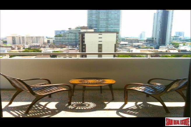 Runesu Thonglor 5