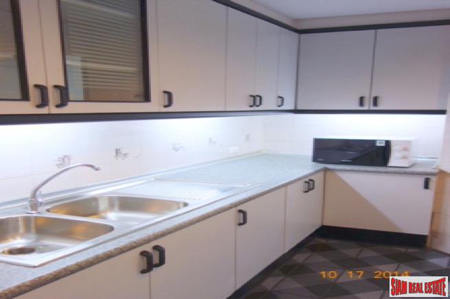 Runesu Thonglor 5