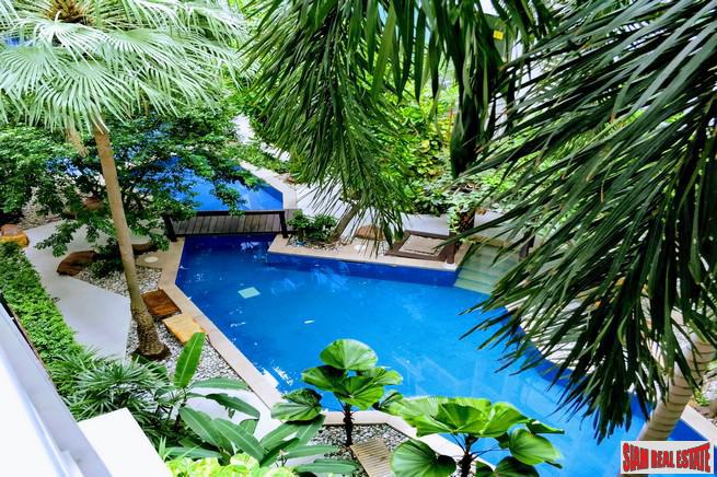 Baan Siri Sukhumvit 10 | Two Bed Condo for Sale at Asoke/Nana