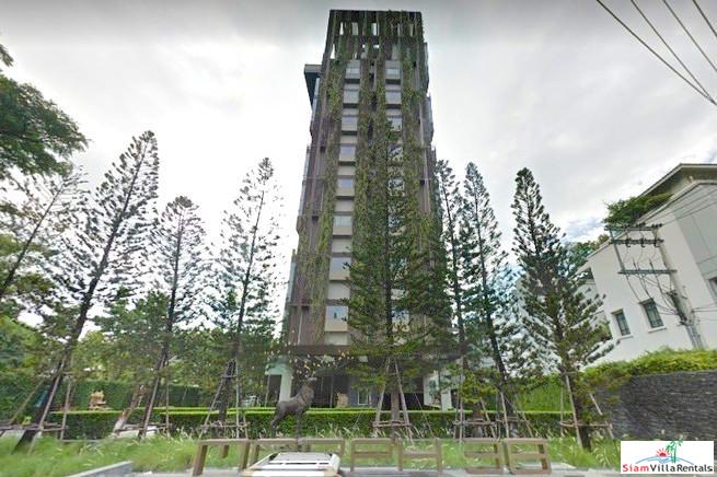 Ideo Morph 38 | Ultra Modern Two Storey Duplex with Extra High Ceilings in Thong Lo, Pet friendly