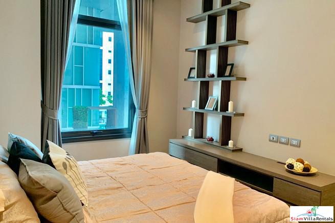 Diplomat 39 | Classic One Bedroom Condo with Pool View just a One Minute Walk from BTS Phrom Phong