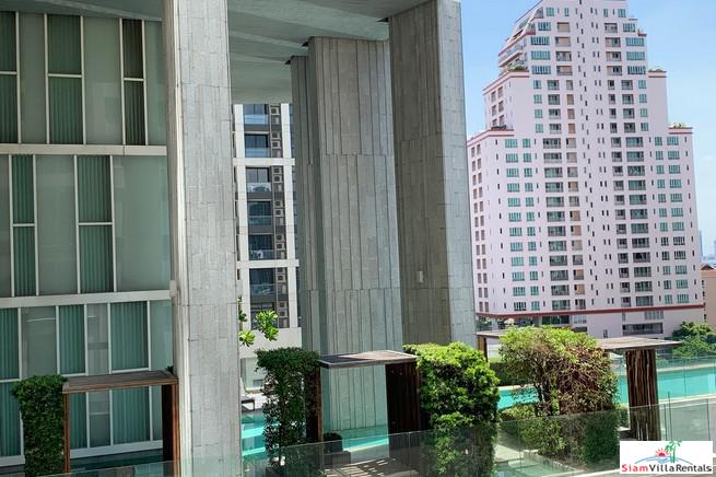 Diplomat 39 | Classic One Bedroom Condo with Pool View just a One Minute Walk from BTS Phrom Phong-25