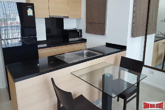 Prasanmitr Condominium