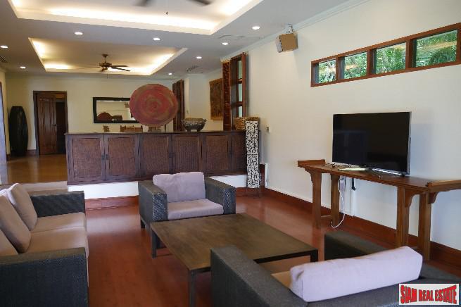 Lake Shore Villas | Exceptional Lake View Four Bedroom House for Sale in Laguna