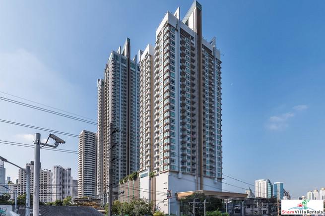 Circle Condominium | Show Quality Luxury Two Bedroom Condo in Phetchaburi with Unblocked City Views