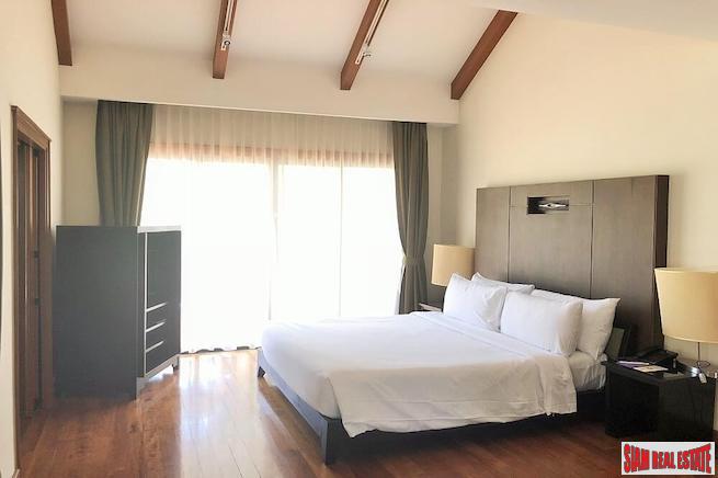 Laguna Townhomes | Private Pool and Golf Course Views from this Elegant Three Bedroom Townhome for Sale