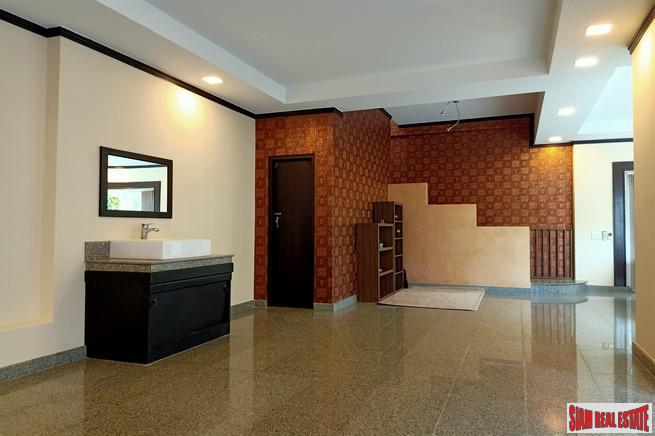 Extra Large Three Bedroom House for Sale in Chalong with Private Pool and Roof Top Terrace